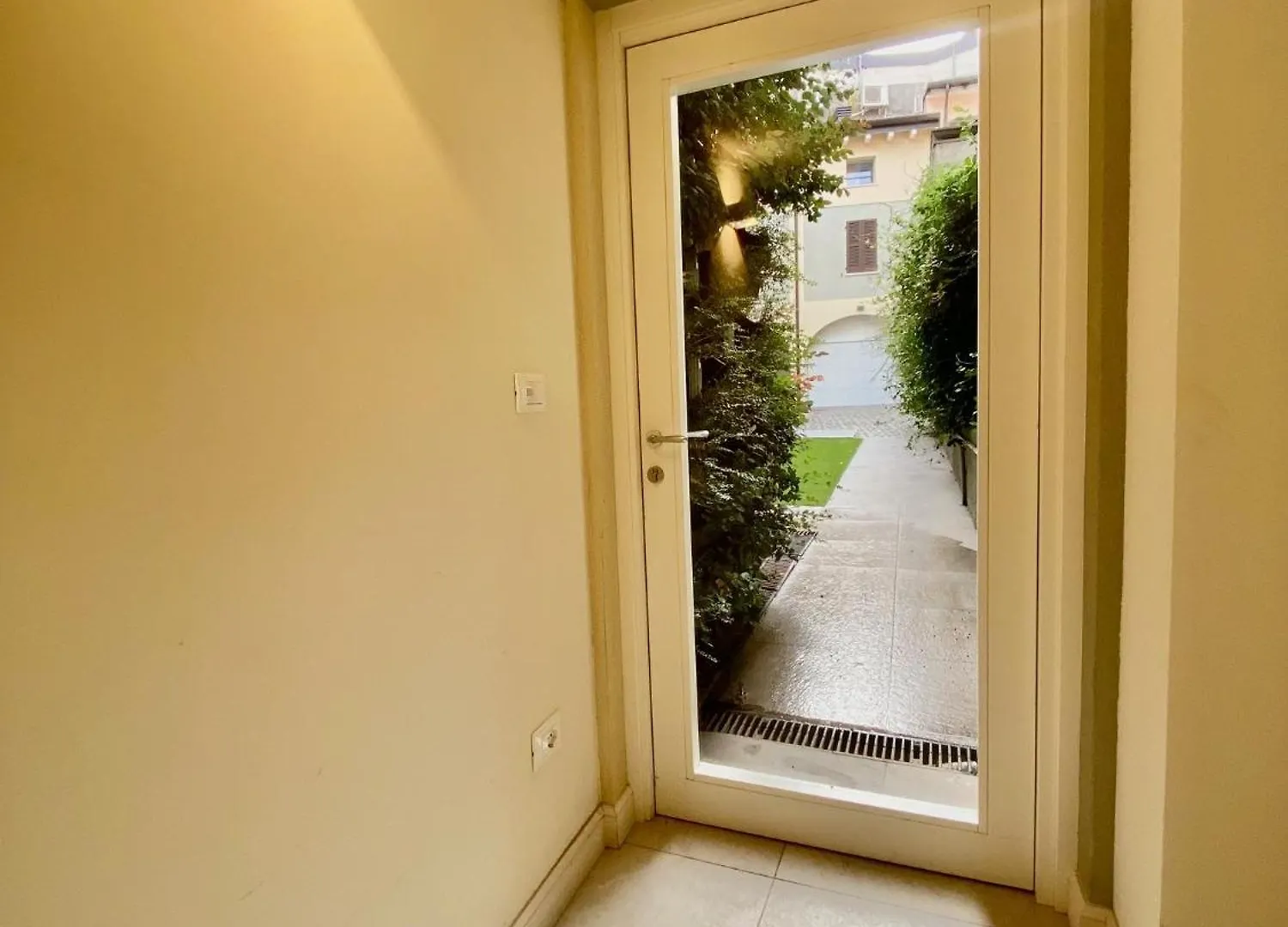 Malvezzi24 Boutique Rooms Desenzano del Garda 0*,  Italien