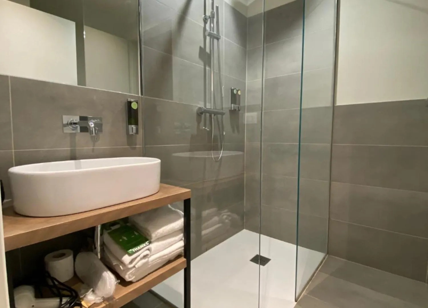 Malvezzi24 Boutique Rooms Desenzano del Garda 0*,